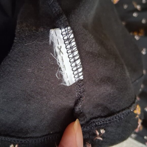 Bundle of Two Girl's Size Large Stripes & Florals Skater Style Casual Dresses - Picture 10 of 11